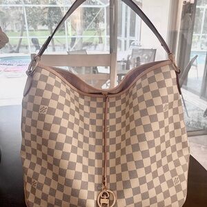 Louis Vuitton 2019 Delightful MM Azur